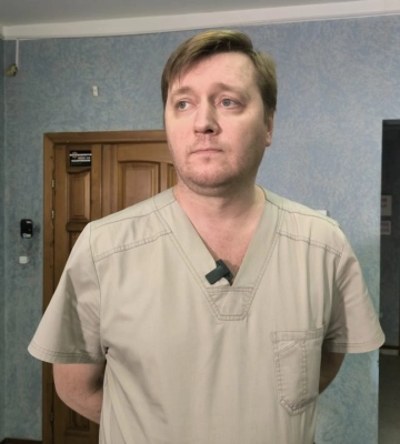 Дніпровські медики рятують життя хлопчика, який разом з мамою випав з 12 поверху
