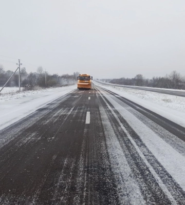 У Луцькраді відреагували на скарги щодо неякісно очищених від снігу доріг