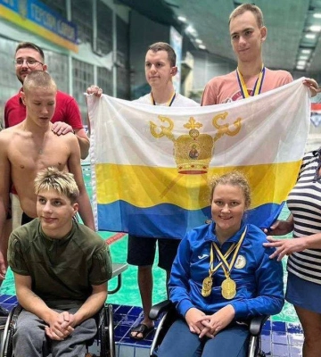 Миколаївські плавці з ураженнями опорно-рухового апарату здобули 17 медалей Чемпіонату України