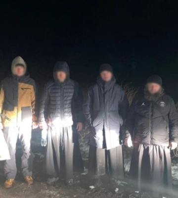 Прикордонники затримали клірика УПЦ МП, який служив у Лаврі. Він хотів вивезти чоловіків човном до Молдови