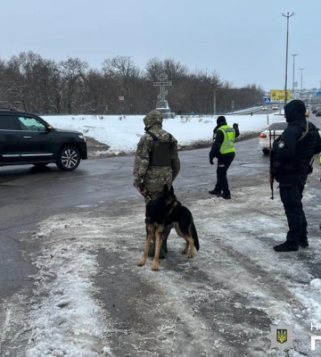 Порядок та безпека: у Первомайську поліцейські провели превентивні відпрацювання