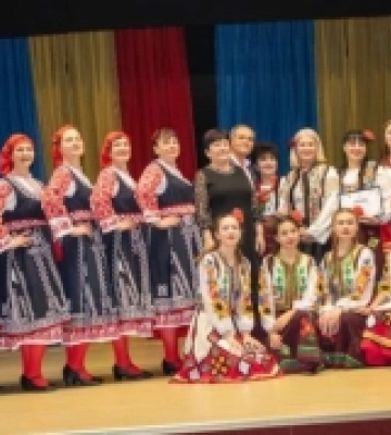 Танцювальний колектив та солістка з Одещини взяли участь у благодійній акції в Румунії