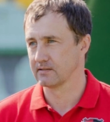 ОФИЦИАЛЬНО. Девятая отставка в УПЛ. Верес уволил Сергея Лавриненко