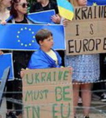 Європейці більш прихильні до вступу України в ЄС у порівнянні з іншими кандидатами