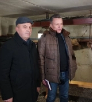 Активісти у Луцьку перевірили укриття шкіл та дитсадків
