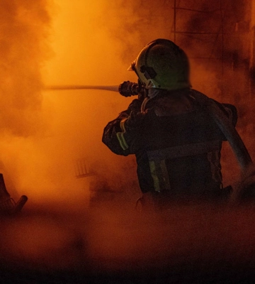 На Охтирщині запобігли маштабному загорянню в житловому секторі