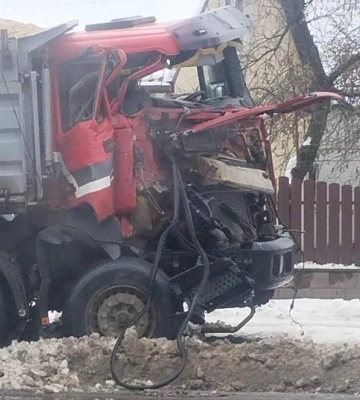 Не надав перевагу вантажівці: деталі ДТП на Дубнівській у Луцьку