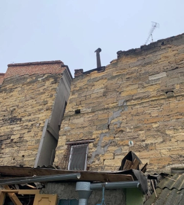 У центрі Одеси обвалилася частина житлового будинку 