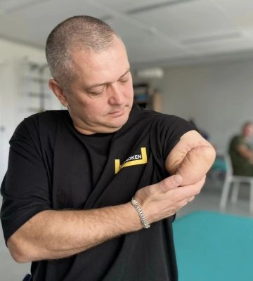 Думав, що не зможе вибратися живим із поля бою: захисник з Волині відновлюється після поранення