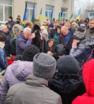 На Одещині попрощалися із воїном Віктором Пазиною