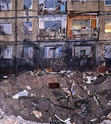 У Києві через ракетний обстріл постраждали понад 50 людей, серед яких діти: наслідки удару