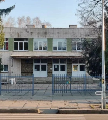 На фасадах полтавських шкіл планують встановити меморіальні дошки