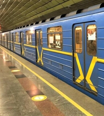 В Киеве между станциями метро &quot;Теремки&quot;-&quot;Демеевская&quot; запустят &quot;челночное&quot; движение поездов