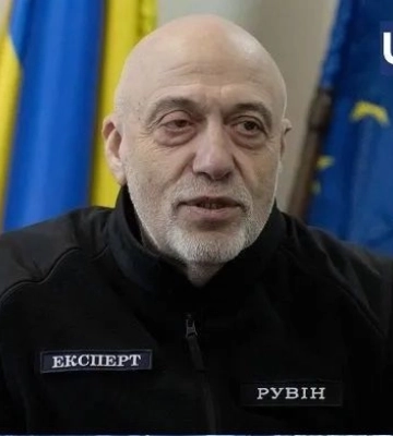 Удари по Києву: в КНДІСЕ пояснили чому ворог атакує столицю ракетами С-400