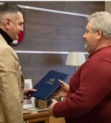 Медик, військовослужбовці та освітянка з Волині отримали відзнаки Верховної Ради