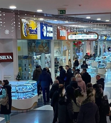 У Дніпрі вишукались черги за сім-картками