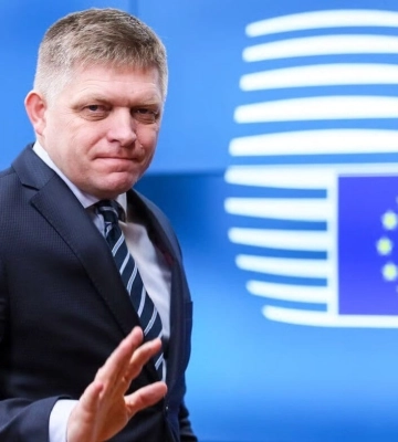 Фицо заявил, что Словакия поддержит начало переговоров о вступлении Украины в ЕС