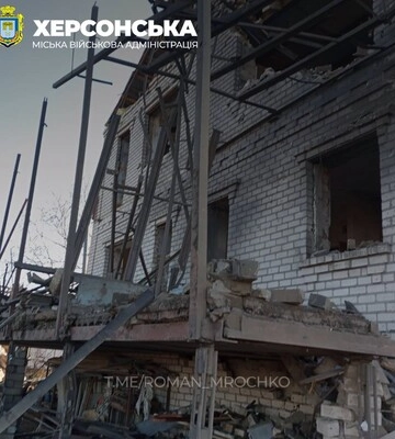Захватчики выпустили более 500 снарядов по Херсонщине: убили человека, еще одного — ранили