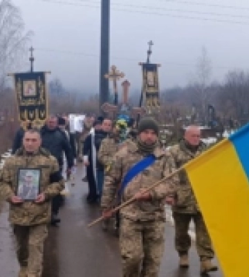 В Перечинській громаді попрощалися із захисником Ярославом Каналош-Цифрою