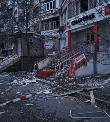 Війська РФ атакували Херсон: є поранена