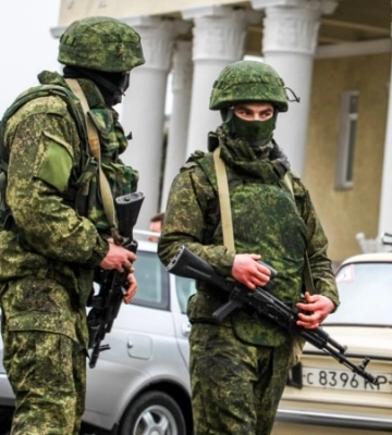 Росія посилює тиск на нелояльне населення в окупації: стеження, фільтрація, репресії