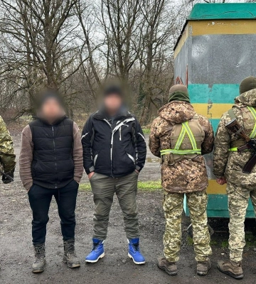 На кордоні з Румунією затримали двох полтавців