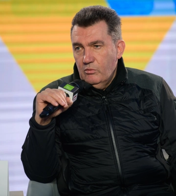 «Это не будет концом света»: Данилов о возможном вето Венгрии на переговоры о вступлении в ЕС