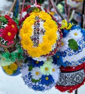 На Львівщині невідомі вкрали ялинкові іграшки вартістю близько 100 тис. грн 