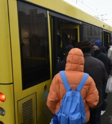У Києві пасажирам метро компенсуватимуть вартість пересадки на наземний транспорт на «Либідській»