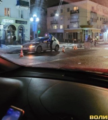 У центрі Луцьку збили жінку