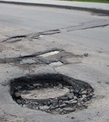 Наступного року в Полтаві розпочнуть ремонт дороги на вулиці Сосюри
