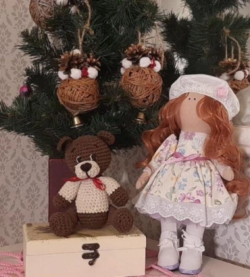 Дивовижний хендмейд: на Одещині майстриня створює портретні ляльки