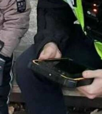Вийшов з автобуса: в Одесі поліцейські повернули батькам зниклого п&#039;ятирічного хлопчика