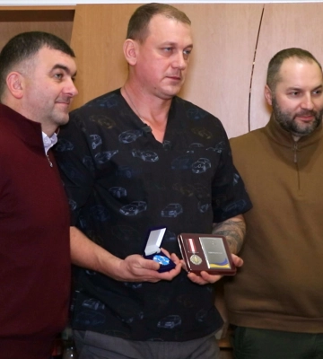 Очільник Коломийської дитячої лікарні отримав нагороди (відео)