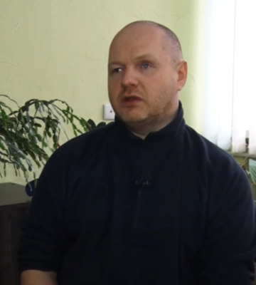 «За три години вся рота закінчилася», - боєць з Волині, який рятував собі життя наосліп. Відео