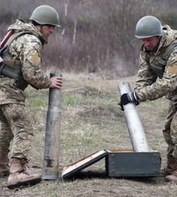 Рашисти не зменшують кількості штурмових дій, переважна більшість - на Донеччині, - Тарнавський