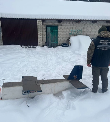 На Волині викрили контрабандистів, які виробляли БпЛА, щоб переправляти через кордон цигарки