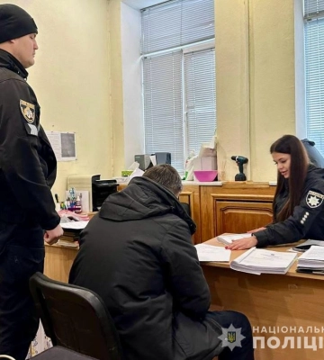 Просто зупинили авто: у Дніпрі викрили наркозбувача з &quot;товаром&quot; на 1,5 млн грн