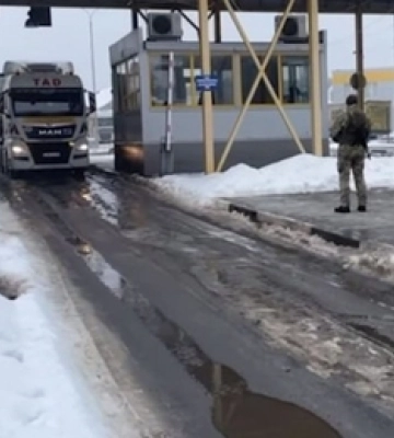 Через «Ягодин» нарощують пропуск вантажівок в обидва боки