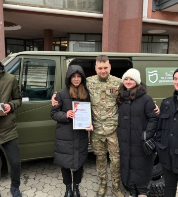 Студенти Дніпра передали ЗСУ автомобіль, придбаний за кошт призового фонду «Студентської весни»