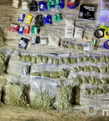 У Дніпрі затримали «закладчика» з наркотиками на майже 1,5 мільйона гривень