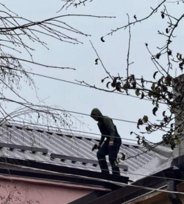 Близько 200 аварійних дахів цьогоріч відремонтували у Дніпрі