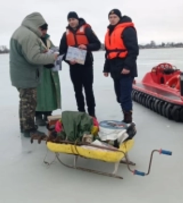 На Млинівському водосховищі рятувальники провели профілактичний рейд