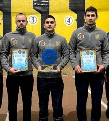Волинські рятувальники стали срібними призерами Різдвяних стартів 