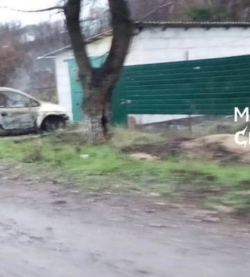 У Маріуполі партизани підірвали авто російського офіцера-окупанта: з&#039;явилися подробиці. Фото