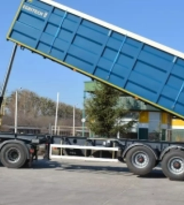 Чоловік із Рівненщини хотів купити напівпричіп, а втратив 21 тисячу гривень