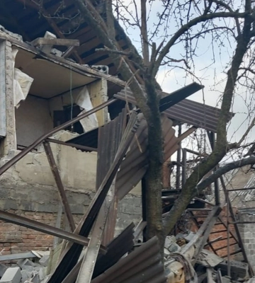 Російські війська обстріляли місто Курахове: одна жінка поранена