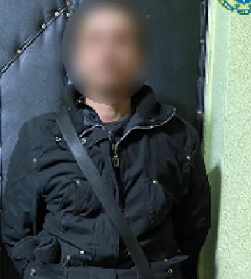 На Сумщині 13-річна дівчинка народила дитину від батька