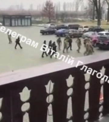 На Закарпатті військкоми влаштували рейд в елітний комплекс відпочинку (ВІДЕО)