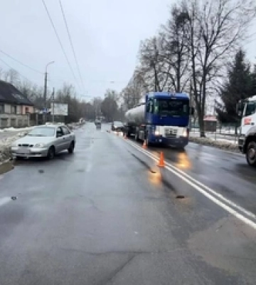 Поліція Луцька шукає можливих свідків травмування дитини у ДТП на вулиці Львівській